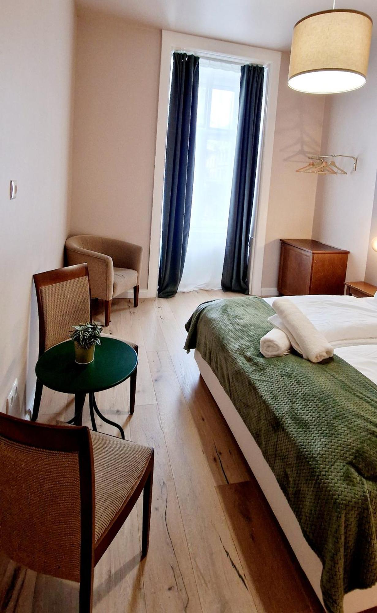 Boutique Hotel *
